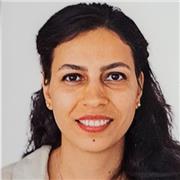 English language teacher assistant, Colegio Público Luiz Alvarez Lencero (Madrid) November 2022-
May 2023
 Teaching English to children aged 3 to 5 through games, plays, songs, creative visual diagrams, total
physical response activities, etc.
 Teaching